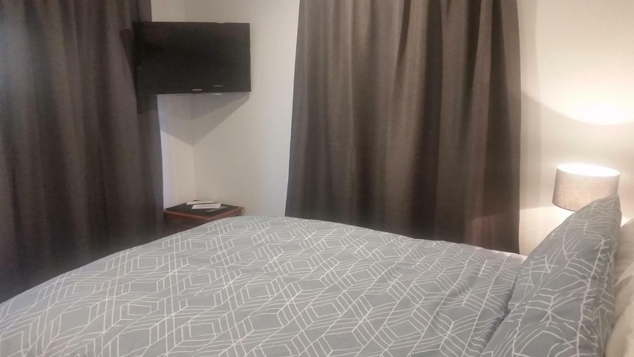 Edgehill - Semi Self-Contained Eco Friendly Home 타우랑가 외부 사진