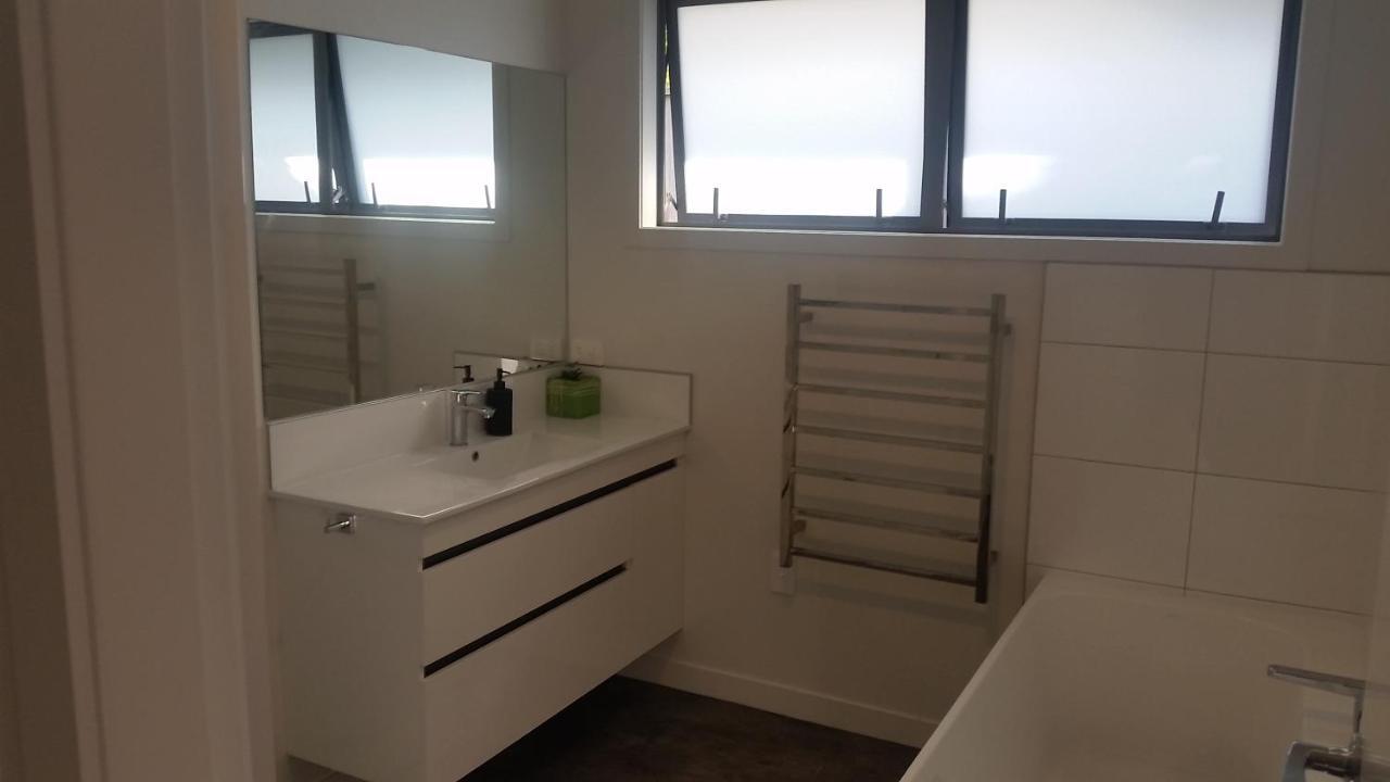 Edgehill - Semi Self-Contained Eco Friendly Home 타우랑가 외부 사진
